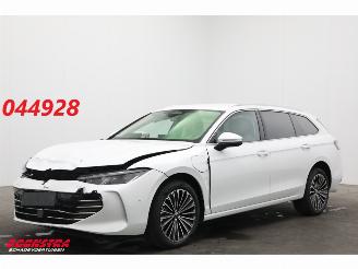 Schadeauto Volkswagen Passat Variant 1.5 eHybrid Elegance LED ACC Memory Ventilatie LRHZ AHK 2025/4