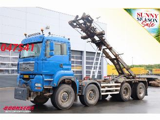 Vaurioauto  trucks MAN  96 8X8 Manual H.T.S. 30t. Euro 4 2007/4