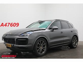 damaged passenger cars Porsche Cayenne 3.0 E-Hybrid Pano ACC PASM PDLS+ Memory 360° 45.923 km! 2018/7