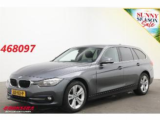 Vaurioauto  passenger cars BMW 3-serie Touring 318i WASSER Sport Navi Clima Cruise SHZ 2015/12