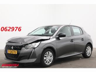 Vaurioauto  passenger cars Peugeot 208 1.2 PureTech Active Navi Airco Cruise 2023/8