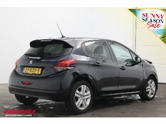 Peugeot 208 1.2 PT Signature Navi Airco Cruise PDC 134.559 km! picture 3