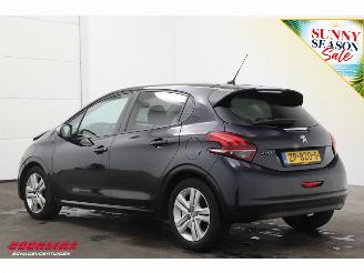 Peugeot 208 1.2 PT Signature Navi Airco Cruise PDC 134.559 km! picture 4