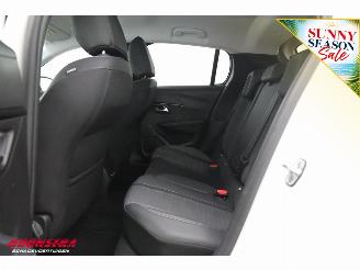 Peugeot 208 1.2 PureTech Aut. Allure Apple/Android Cruise PDC picture 16