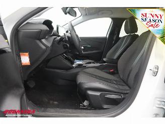 Peugeot 208 1.2 PureTech Aut. Allure Apple/Android Cruise PDC picture 15