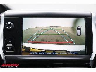 Peugeot 208 1.2 PT. 110 Signature Clima PDC Mirrorlink Camera 93.920 km! picture 24