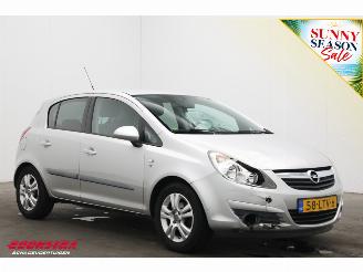 Opel Corsa 1.2-16V Aut. '111' Edition Airco Cruise 94.567 km! picture 2