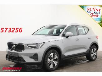 Auto incidentate Volvo XC40 2.0 B3 Core Leder LED Apple/Android Camera SHZ LRHZ 9.998 km! 2025/3