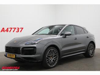 krockskadad bil auto Porsche Cayenne 3.0 E-Hybrid PASM PDCC Sport Chrono Pano ACC 360° Bose 2022/2