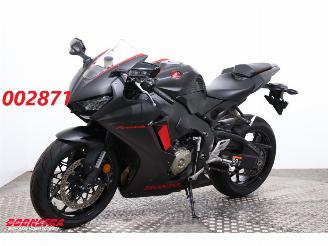 skadebil auto Honda CBR 1000 RR Fireblade LED ABS Quickshift 2018/3