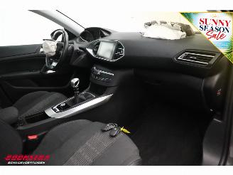 Peugeot 308 1.2 PureTech Allure Pano Navi Clima Cruise Camera PDC 95.668 km! picture 13