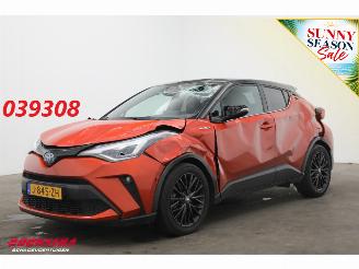 uszkodzony samochody osobowe Toyota C-HR 2.0 Hybrid Launch Edition ACC Clima Navi JBL Camera PDC 2020/11