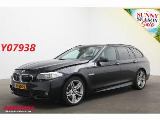 Schadeauto BMW 5-serie Touring 520d Aut M-Sport Fahrbereit Navi Leder Memory SHZ Camera PDC 2012/10