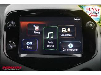 Toyota Aygo 1.0 VVT-i x-play 5-drs Airco Cruise Camera Bluetooth picture 28