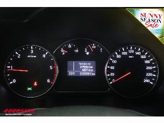 Kia Carens 1.7 CRDi Business DynamicLine 7-zitter Cruise Clima Navi Camera picture 14