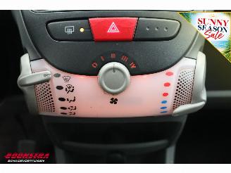 Peugeot 107 1.0-12V XR 3-drs picture 14