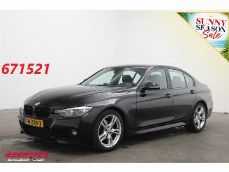 krockskadad bil auto BMW 3-serie 318i AUT M-Sport LED Leder Clima Cruise SHZ 66.782 km! 2018/9
