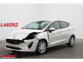 Damaged car Ford Fiesta 1.0 EcoBoost 2-sitze Connected 5-drs Cruise Navi Apple/Android Airco PDC 2020/10