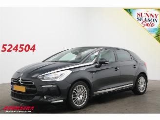 Damaged car Citroën DS5 2.0 Hybrid4 Business Executive HUD Clima Navi Camera PDC Bluetooth 2012/11