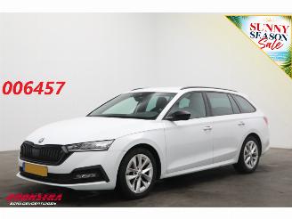 skadebil auto Skoda Octavia Combi 1.0 TSI Sport Business Cruise Navi Clima Apple/Android Virtual PDC 2022/8