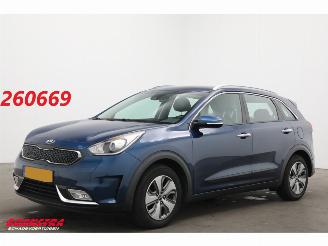 occasion passenger cars Kia Niro 1.6 GDi Hybrid DynamicLine Navi Clima Cruise Camera PDC 2019/4