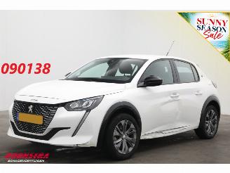 Unfallwagen Peugeot e-208 EV Active Pack 50 kWh Apple/Android Navi Clima Cruise PDC 2022/9