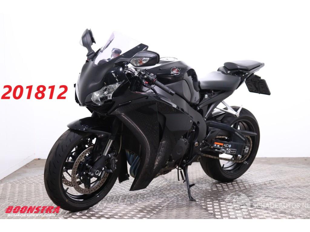 Honda CBR 1000RR Fireblade 26.130 km!