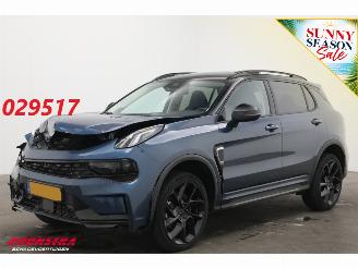 Vaurioauto  passenger cars Lynk & Co 01 1.5 eHybrid Cruise Navi Clima Memory SHZ Camera PDC 2023/2