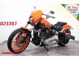 skadebil motor Harley-Davidson Softail Breakout Softail Breakout FXBR 117 5HD! 3.831 km! 2023/7