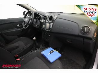 Dacia Logan MCV 1.5 dCi Laureate Cruise Navi Airco Bluetooth PDC LMV picture 22