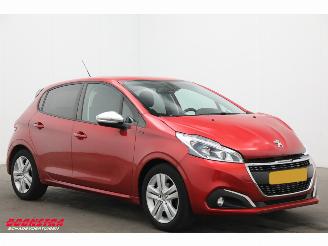 Peugeot 208 1.2 PureTech Signature Cruise Navi Airco Apple/Android PDC picture 2