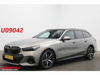 BMW 5-serie Touring 530e Aut. M-Sport Edition Pano ACC Navi Leder SHZ Apple/Android Virtual Camera 360° PDC picture 1