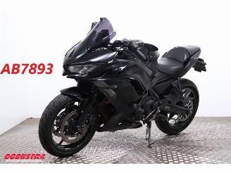 skadebil auto Kawasaki Ninja 650 ABS Arrow 2023/11