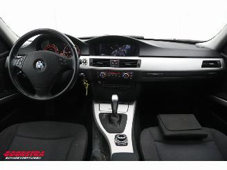 BMW 3-serie Touring 318i Aut. Business Line Navi Clima Cruise PDC AHK picture 6