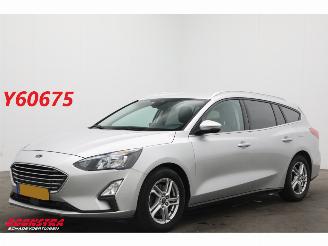 skadebil auto Ford Focus 1.0 EcoBoost Cruise Navi Airco Apple/Android Camera PDC AHK 2020/10