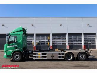 DAF XD 450 6X2 Haakarm + HMF 3220K-RCS Kran 124.200 km! picture 11