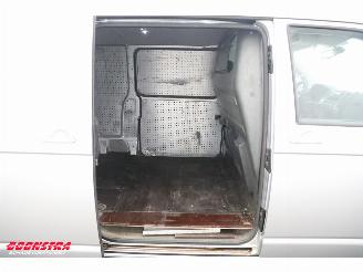 Volkswagen Transporter 2.0 TDI 140 PK L2-H1 Cruise Airco LMV picture 6