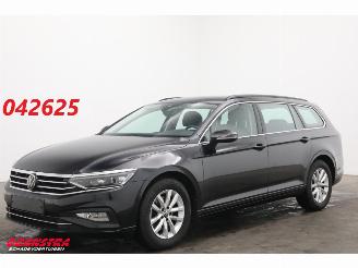 Vaurioauto  passenger cars Volkswagen Passat Variant 2.0 TDI DSG Comfortline ACC Navi Clima Ergo Act. SHZ Apple/Android Camera PDC 2024/4