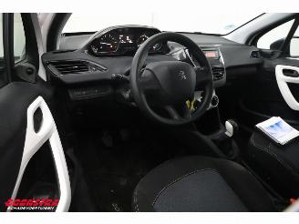 Peugeot 208 1.2 PureTech Like Cruise Airco Bluetooth picture 21