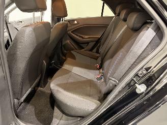Hyundai I-20 1.2 Premium Passion Navi picture 41