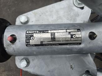 Henra  Major gesloten aanhangwagen 2700Kg 2 assen 315x160x190 picture 13