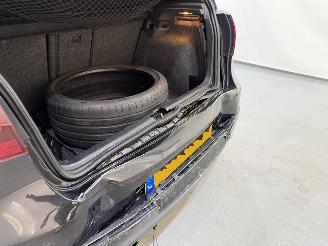 Volkswagen Golf V HB 2.0 TFSI GTI Aut6 picture 11