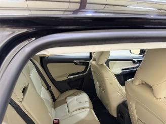 Volvo Xc-60 2.0 T5 FWD Summum Autom. picture 16
