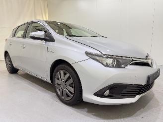 Unfallwagen Toyota Auris HB 1.8 Hybrid Comfort Dynamic 2016/10