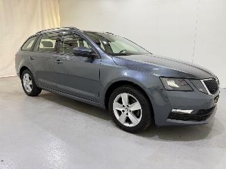 Skoda Octavia Combi 1.5 TSI Style Aut7 picture 37