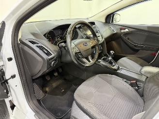 Ford Focus HB 1.5 EcoBoost Titanium picture 25