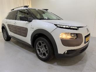 Voiture accidenté Citroën C4 cactus 1.2 PureTech 82 Shine Automaat 2014/11