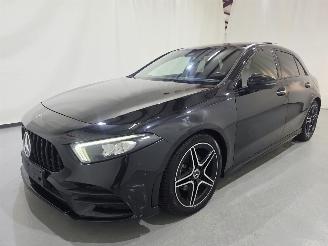 Damaged car Mercedes A-klasse 180 d Advanced Premium Plus AMG-Line Pano  Bjr.2022 2022/6