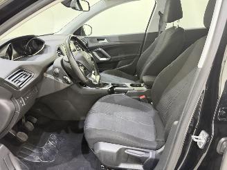 Peugeot 308 SW 1.6 Blue HDI 120 Blue Lease picture 32