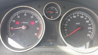 Opel Astra Astra H Twin Top (L67), Cabrio, 2005 / 2010 1.8 16V picture 29